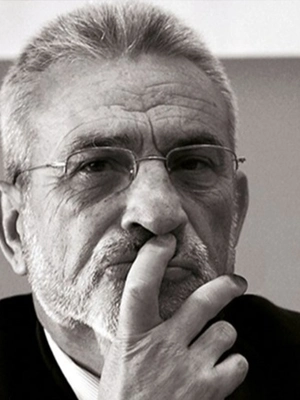 15 Maddede İsmet Özel