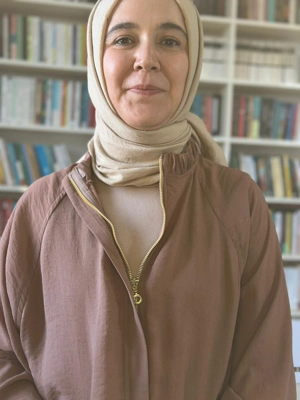 Yeni Kitap Söyleşisi: Gurbet Lüy
